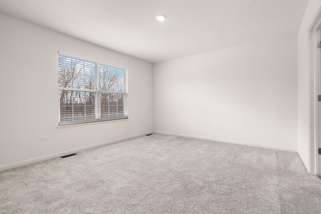 1811 E 111th Place, Crown Point, IN 46307