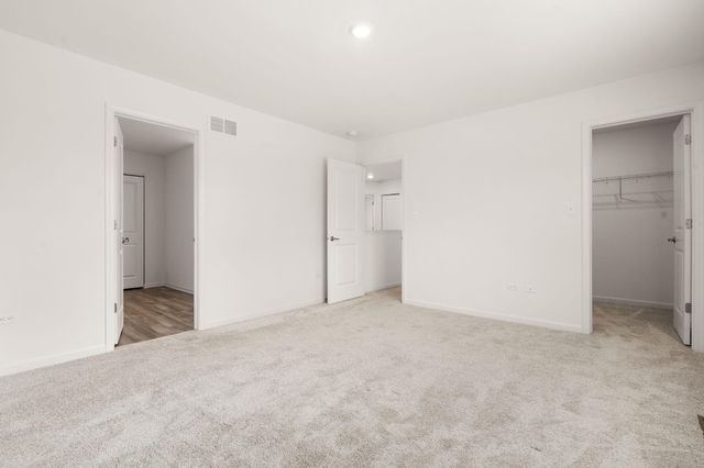 1811 E 111th Place, Crown Point, IN 46307