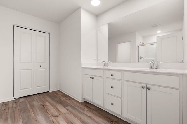 1811 E 111th Place, Crown Point, IN 46307