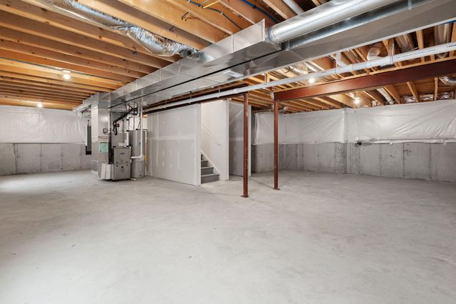 1811 E 111th Place, Crown Point, IN 46307