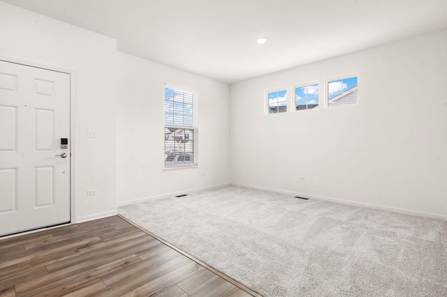 1811 E 111th Place, Crown Point, IN 46307