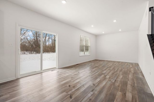 1811 E 111th Place, Crown Point, IN 46307