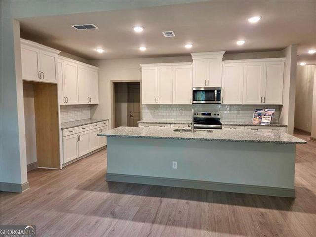 122 Eagle Heart Court, Waleska, GA 30183