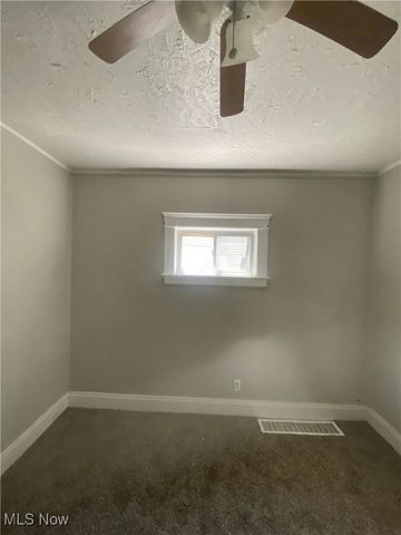 677 E 92nd Street, Cleveland, OH 44108