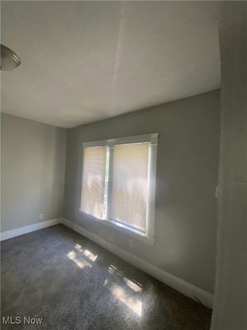 677 E 92nd Street, Cleveland, OH 44108