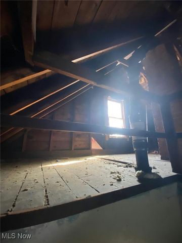 677 E 92nd Street, Cleveland, OH 44108