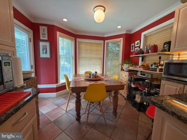 6801 OLD CHESTERBROOK RD, Mclean, VA 22101