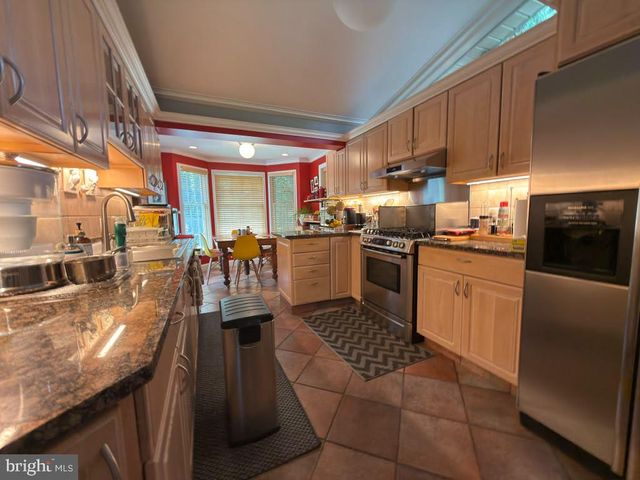 6801 OLD CHESTERBROOK RD, Mclean, VA 22101