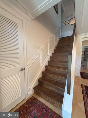 6801 OLD CHESTERBROOK RD, Mclean, VA 22101