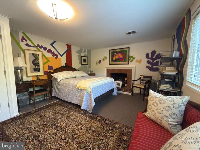 6801 OLD CHESTERBROOK RD, Mclean, VA 22101