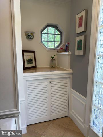 6801 OLD CHESTERBROOK RD, Mclean, VA 22101