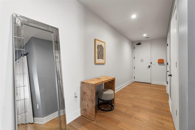 48 East Ave 2011, Austin, TX 78701