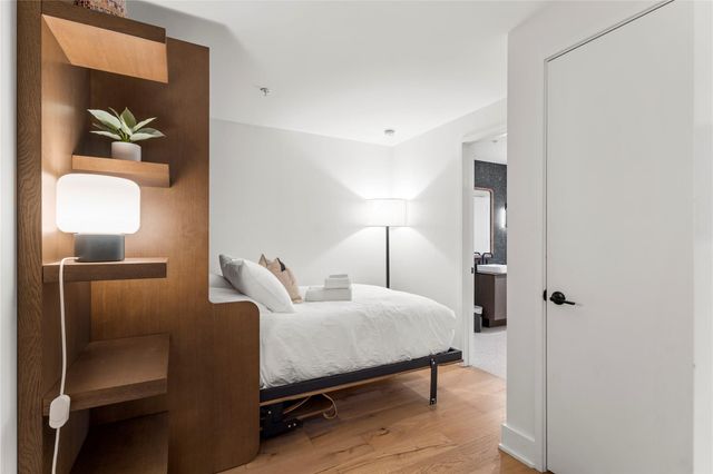 48 East Ave 2011, Austin, TX 78701