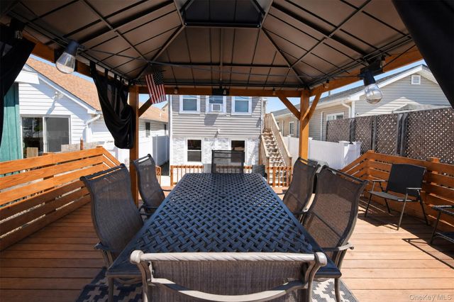 12 W 14th Road, Far Rockaway, NY 11693