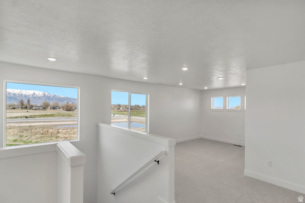 Image 14 of property listing at 1692 W RIVERGATE DR, Logan, UT 84321