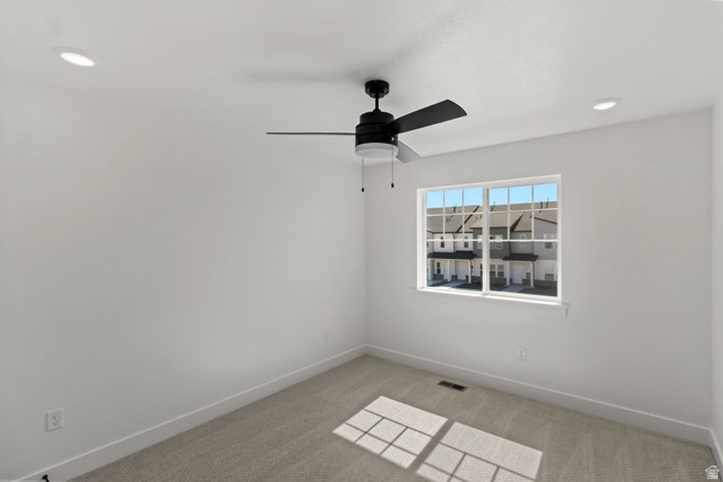 Image 19 of property listing at 1692 W RIVERGATE DR, Logan, UT 84321