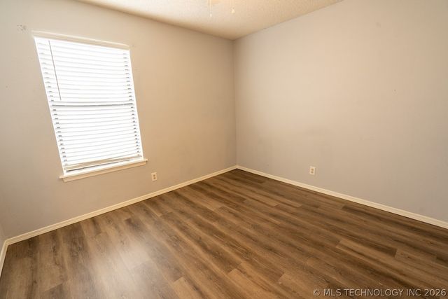 11209 S 108th East East Avenue, Bixby, OK 74008