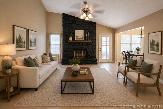 11209 S 108th East East Avenue, Bixby, OK 74008