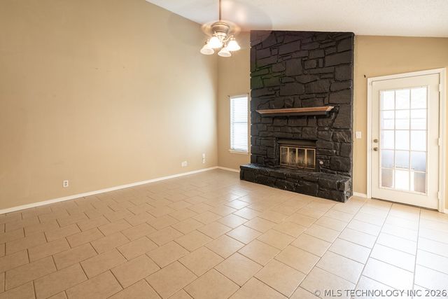 11209 S 108th East East Avenue, Bixby, OK 74008