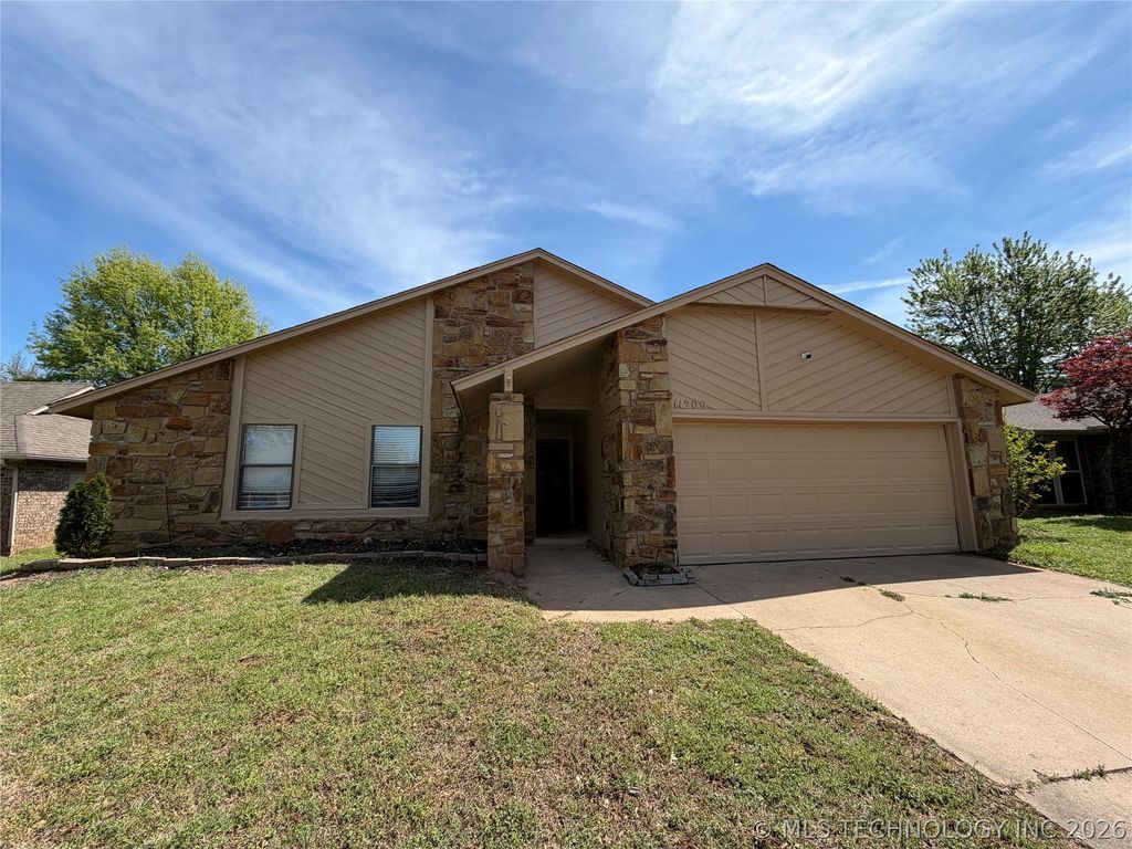 11209 S 108th East East Avenue, Bixby, OK 74008