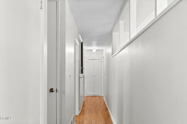 1370 Cresthaven Drive, Pasadena, CA 91105