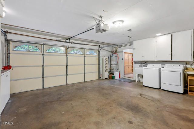 1370 Cresthaven Drive, Pasadena, CA 91105