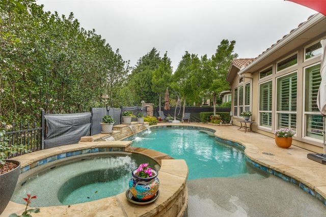 8601 Wakefield Drive, Mckinney, TX 75070