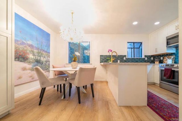 2136 Oceanside Boulevard, Oceanside, CA 92054