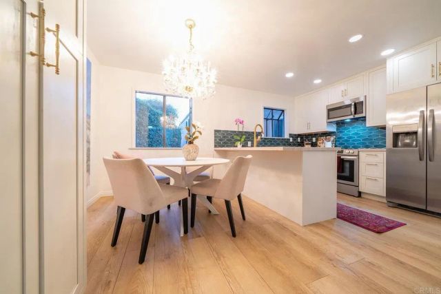2136 Oceanside Boulevard, Oceanside, CA 92054