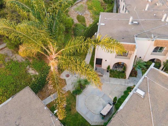 2136 Oceanside Boulevard, Oceanside, CA 92054
