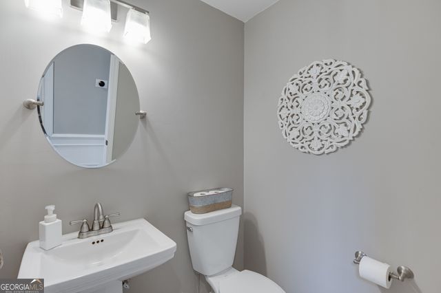 555 Ashvale Overlook Overlook, Johns Creek, GA 30005
