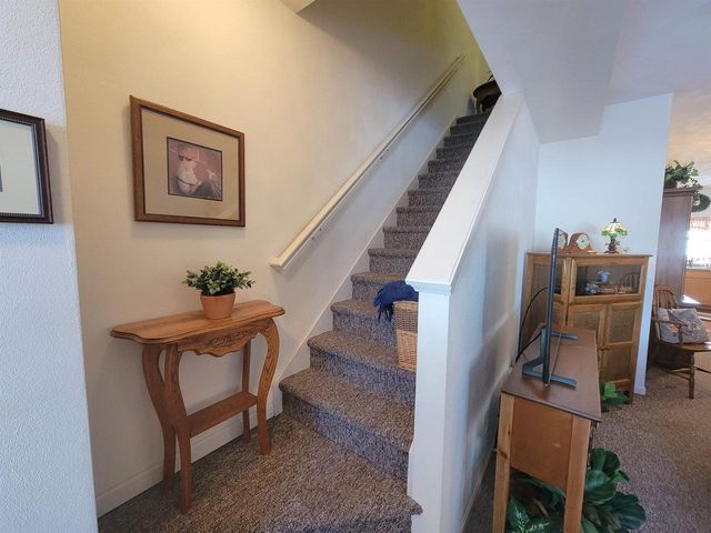 827 Sutherland Avenue, Janesville, WI 53545