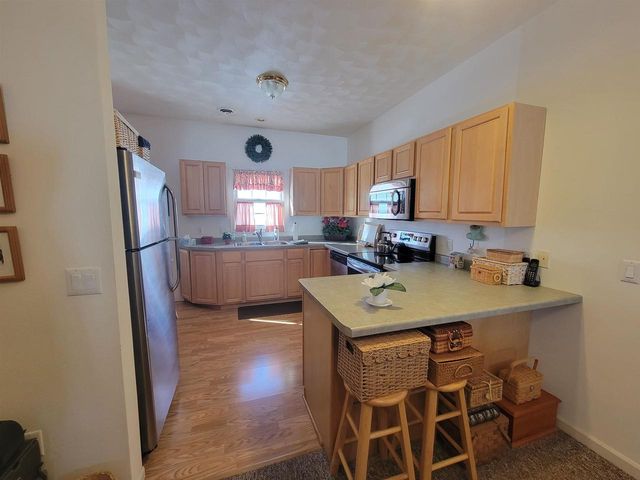 827 Sutherland Avenue, Janesville, WI 53545