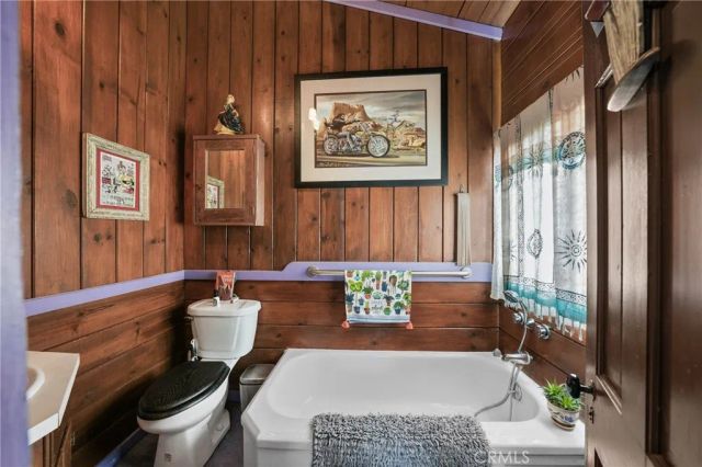 225 N Tunis, Lakeport, CA 95453