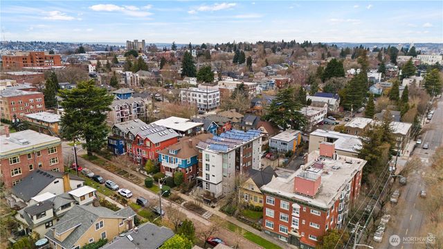 1814 E John Street, Seattle, WA 98112