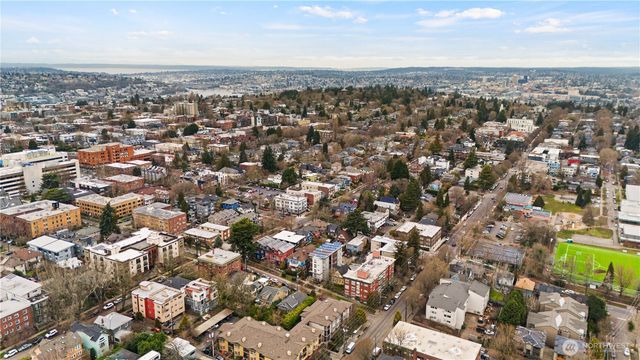 1814 E John Street, Seattle, WA 98112