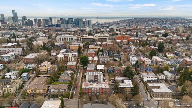 1814 E John Street, Seattle, WA 98112