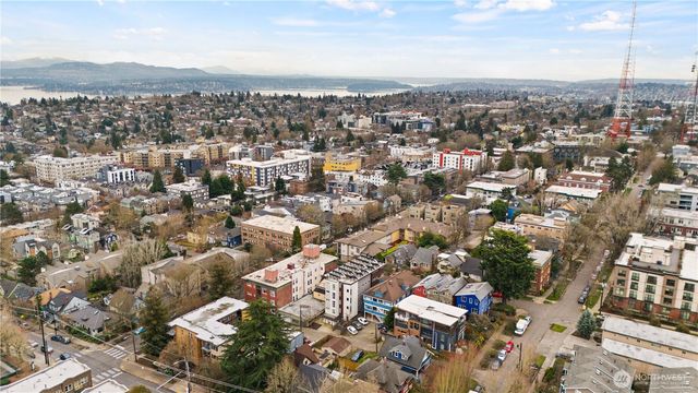 1814 E John Street, Seattle, WA 98112