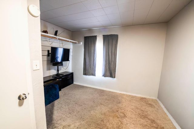 602-604 Harris Ave, Sacramento, CA 95838