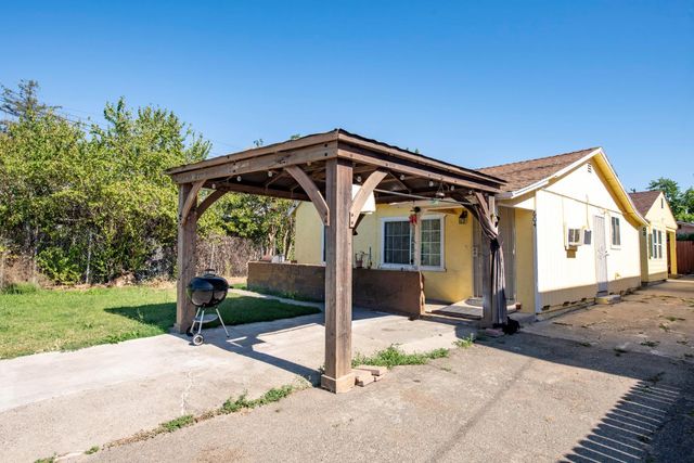 602-604 Harris Ave, Sacramento, CA 95838