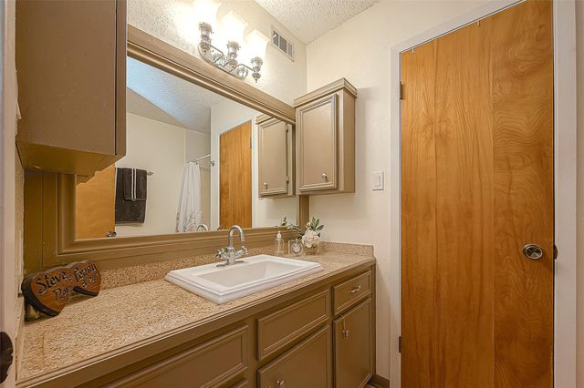 220 Hillcrest Drive, Coldspring, TX 77331