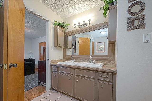 220 Hillcrest Drive, Coldspring, TX 77331