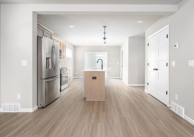 1678 Star Light Drive, Verona, WI 53593