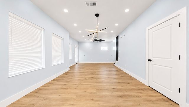 1115 E Oleander Street, Fort Worth, TX 76104