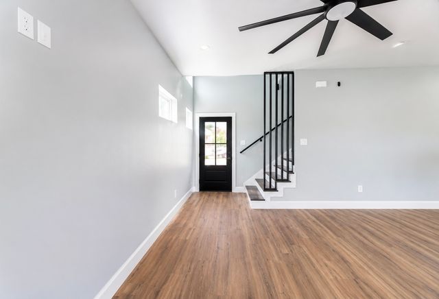 1115 E Oleander Street, Fort Worth, TX 76104