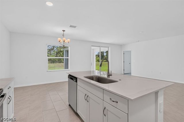 243 Lakeside Breeze WAY, Lehigh Acres, FL 33936