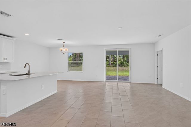 243 Lakeside Breeze WAY, Lehigh Acres, FL 33936