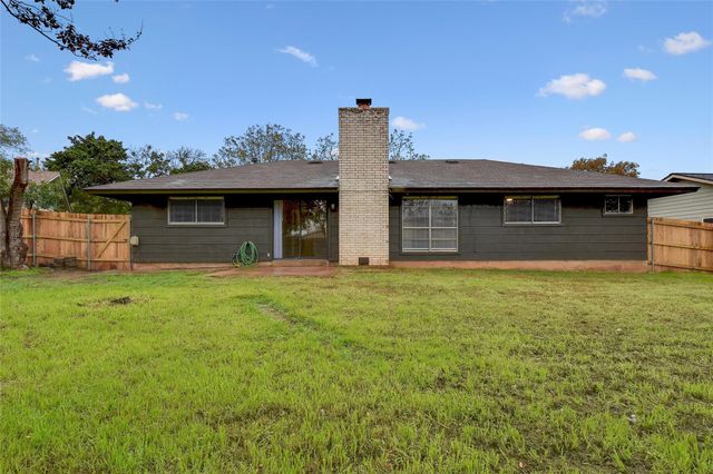 5803 Lewood DR, Austin, TX 78745