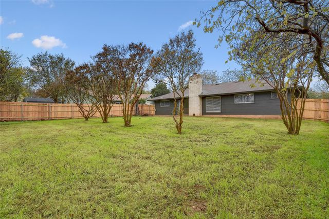 5803 Lewood DR, Austin, TX 78745