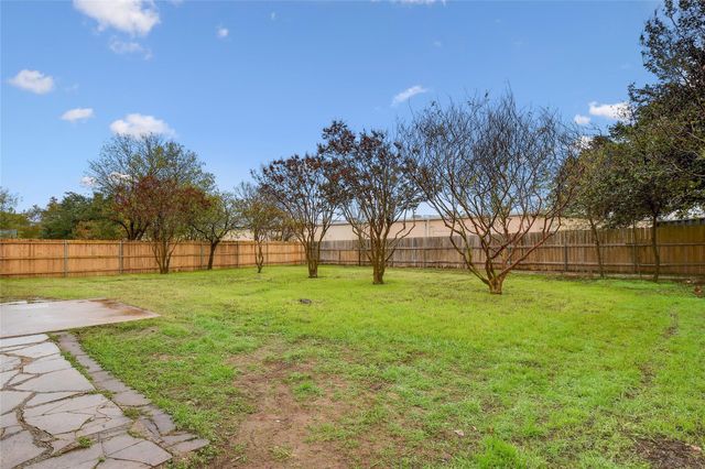 5803 Lewood DR, Austin, TX 78745